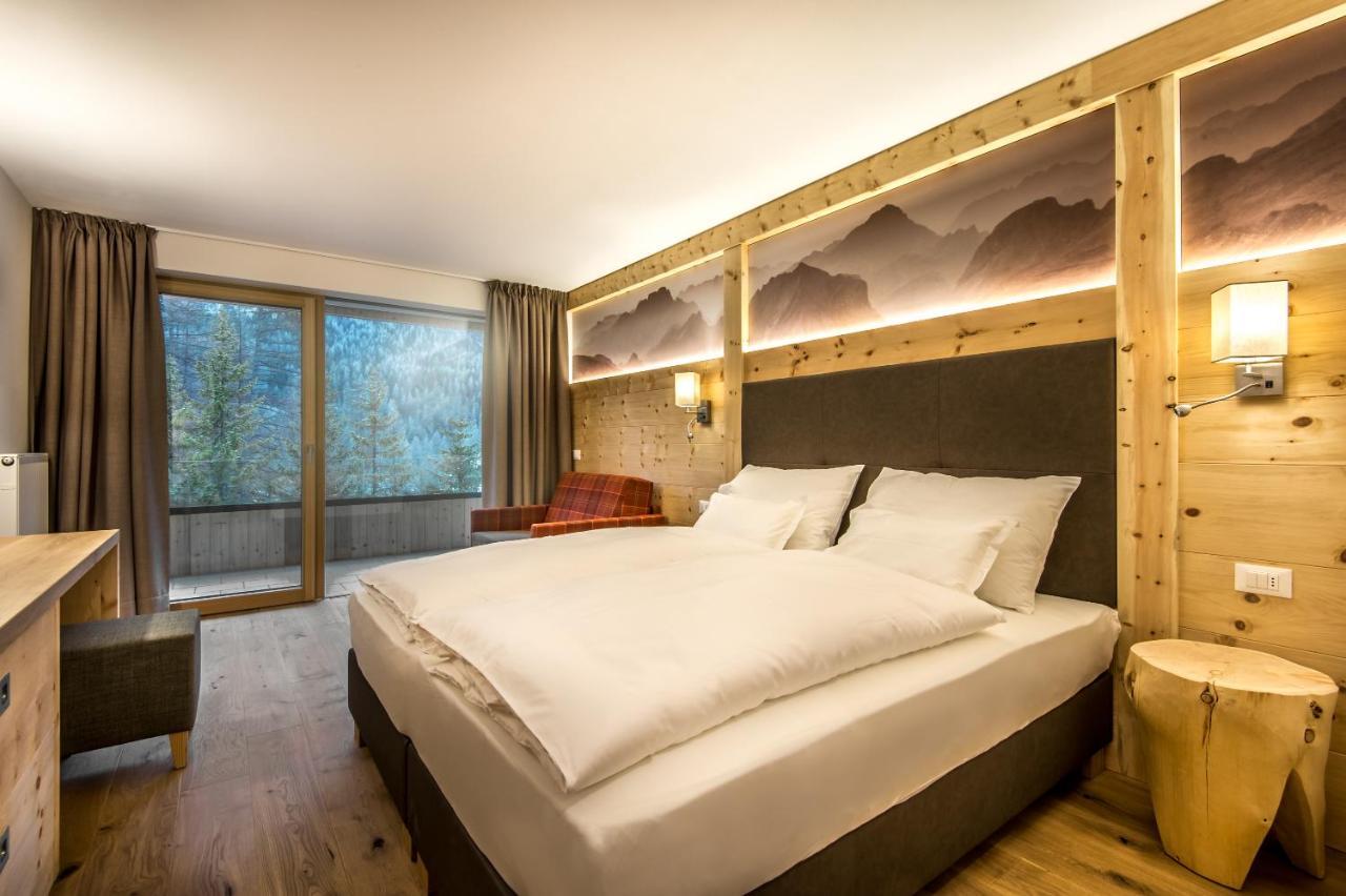 Garni Larix Hotel โคลฟอสโก ภายนอก รูปภาพ