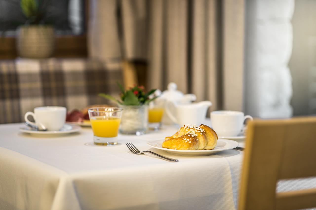 Garni Larix Hotel โคลฟอสโก ภายนอก รูปภาพ